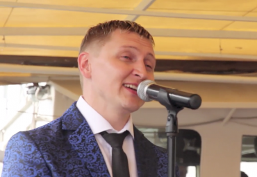 Ведущий на свадьбу